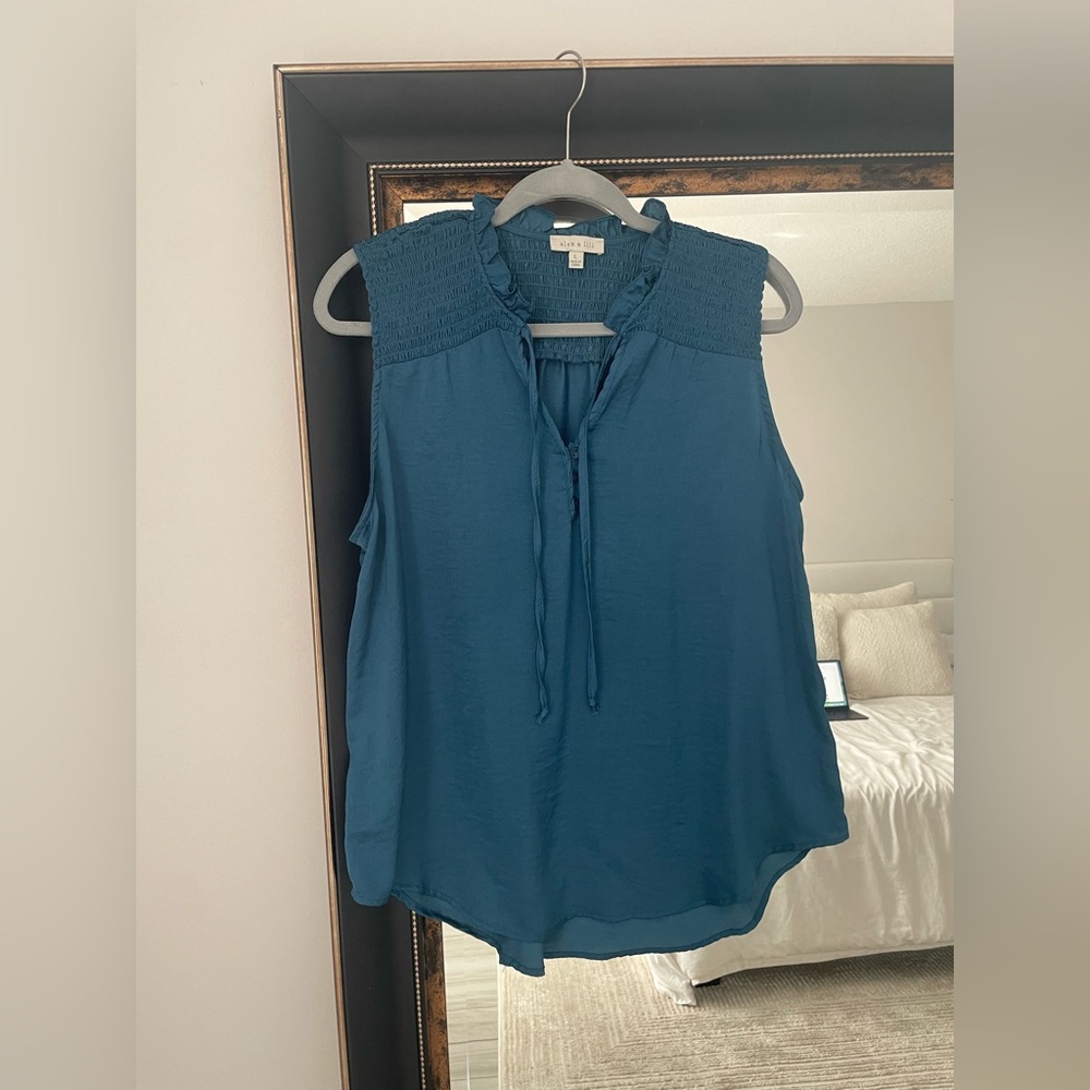 ALEX & LILI Teal Sleeveless Blouse - Picture 2 of 3
